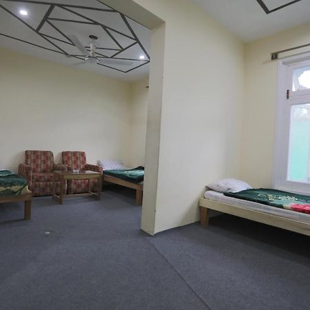 ฮันซา ซิตี้ โฮเทล Hotel Karimabad  ภายนอก รูปภาพ