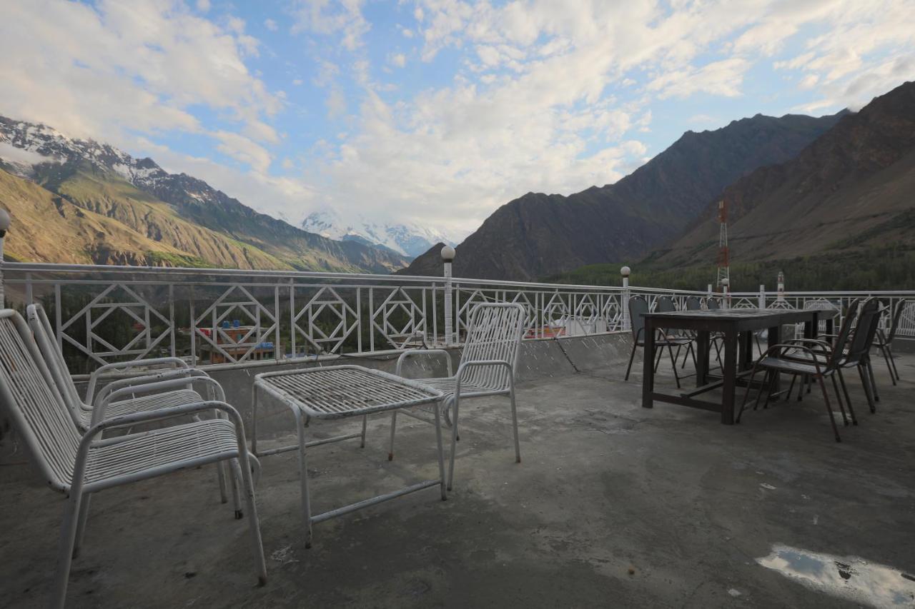 ฮันซา ซิตี้ โฮเทล Hotel Karimabad  ภายนอก รูปภาพ